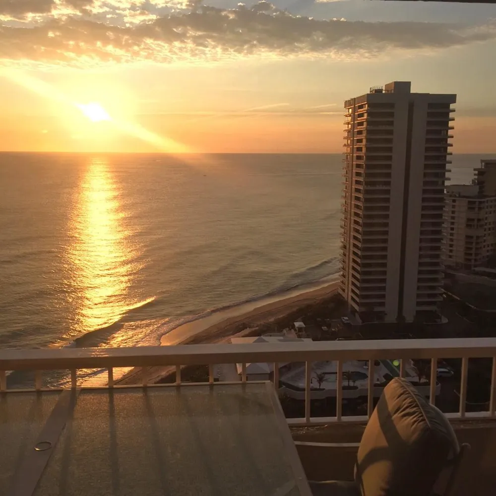 5550 Ocean Drive #22b Singer Island, FL 33404