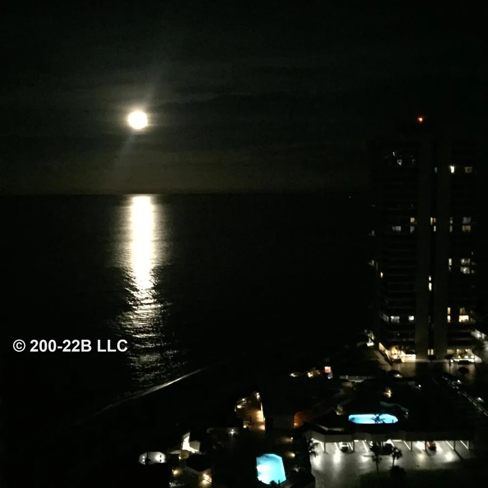 5550 Ocean Drive #22b Singer Island, FL 33404