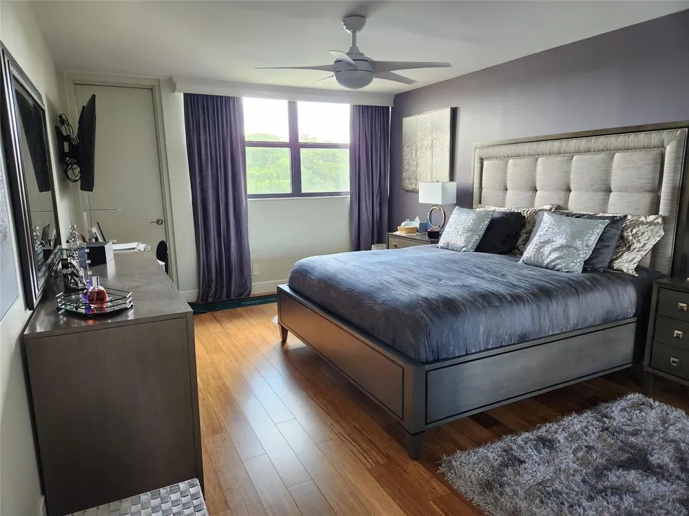 16100 Golf Club Road #301 Weston, FL 33326