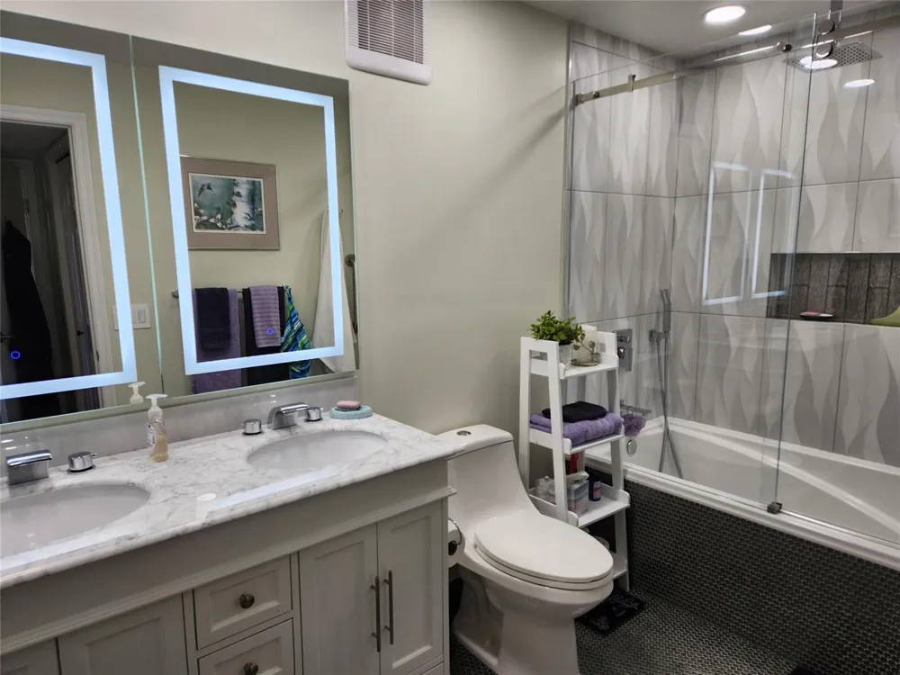16100 Golf Club Road #301 Weston, FL 33326