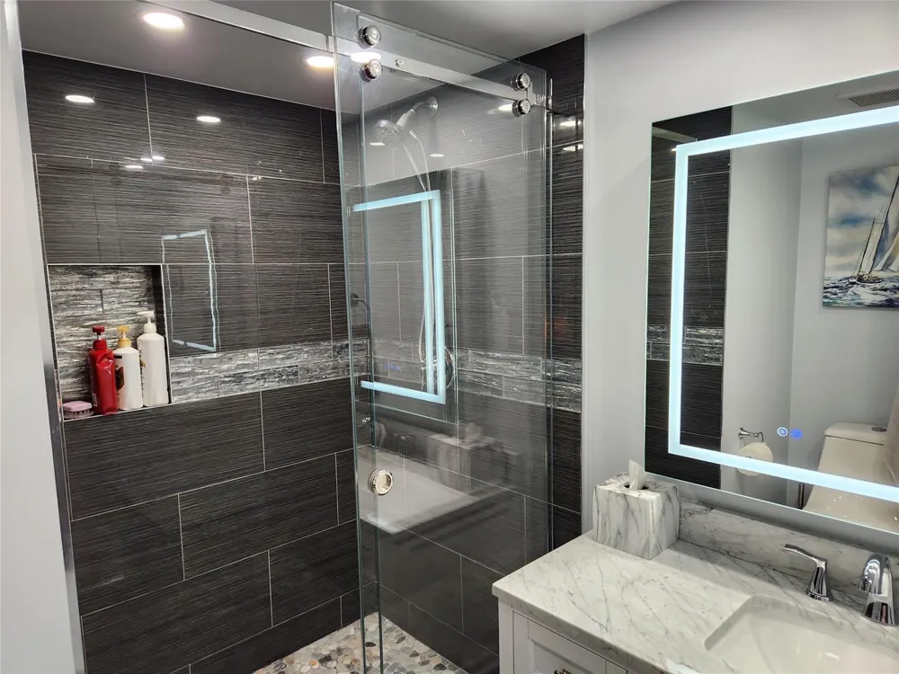 16100 Golf Club Road #301 Weston, FL 33326