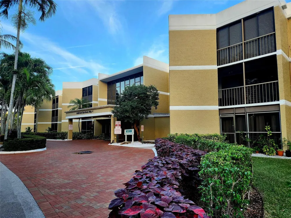 16100 Golf Club Road #301 Weston, FL 33326