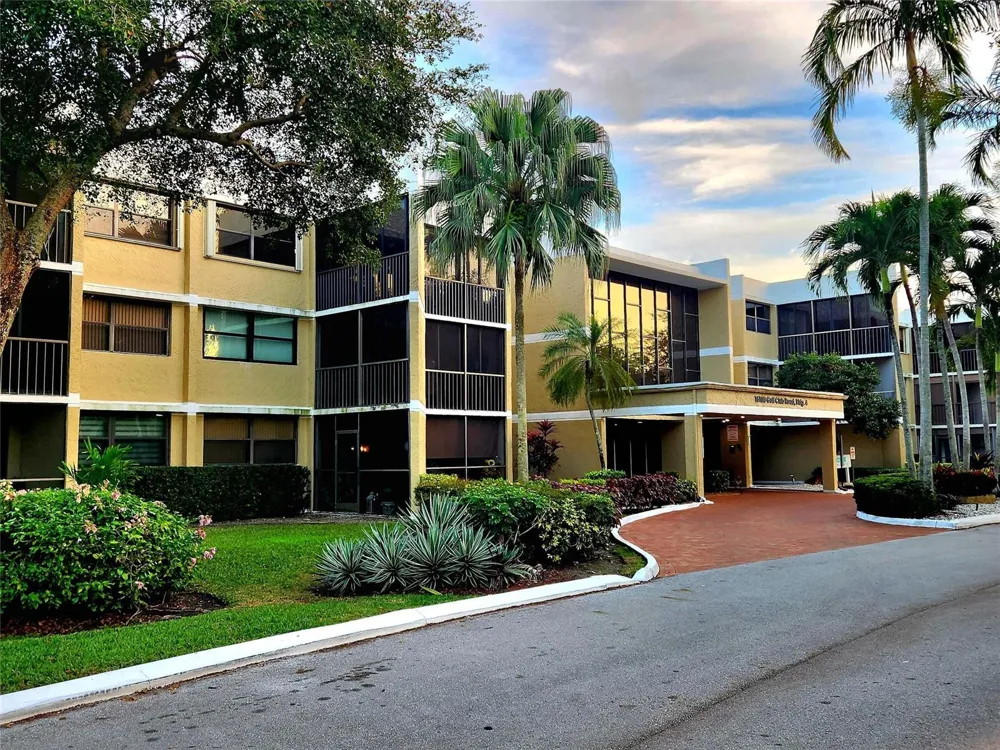 16100 Golf Club Road #301 Weston, FL 33326