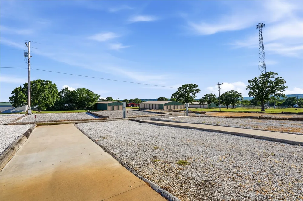 E 978 ROAD Vian, OK 74962