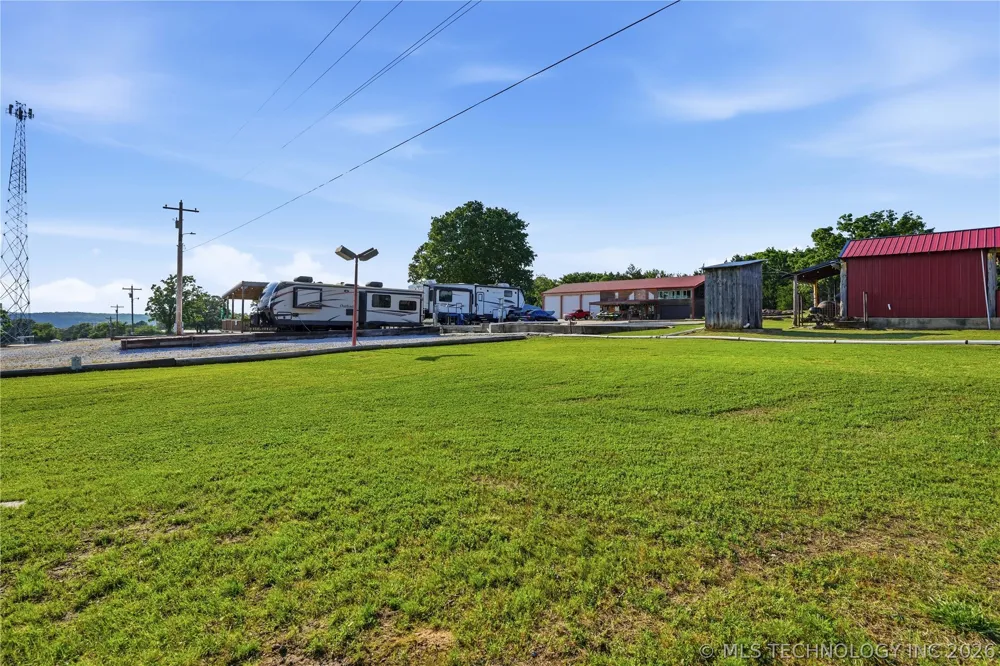 E 978 ROAD Vian, OK 74962