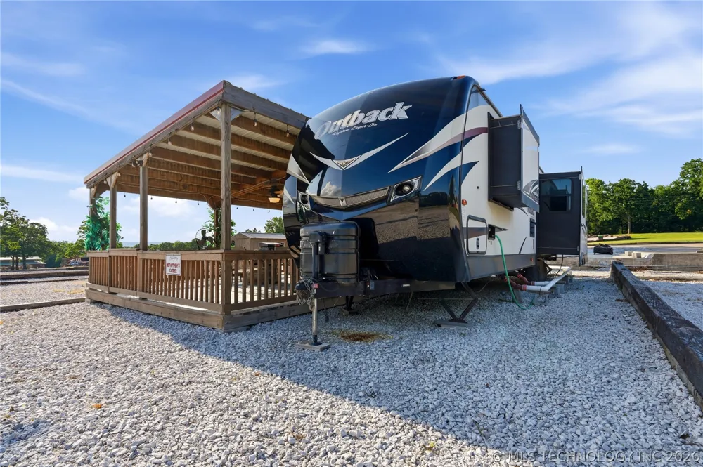 E 978 ROAD Vian, OK 74962