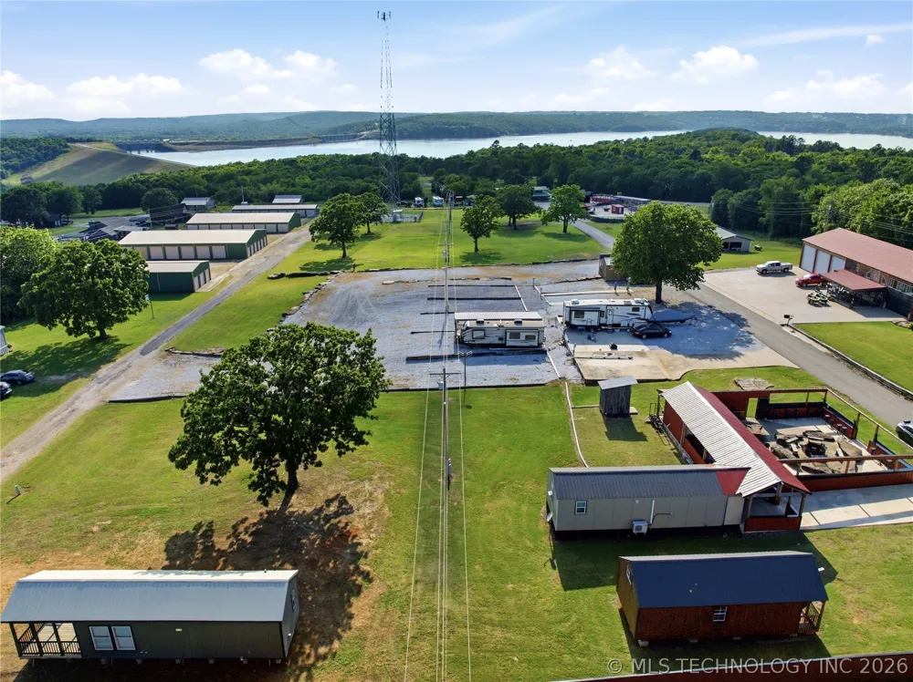 E 978 ROAD Vian, OK 74962