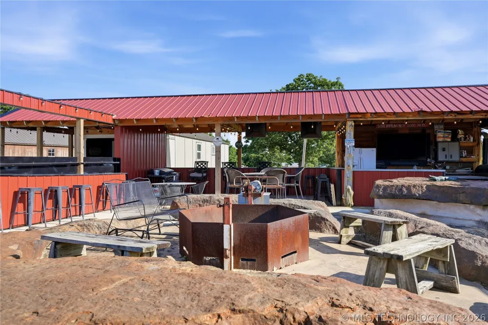 E 978 ROAD Vian, OK 74962