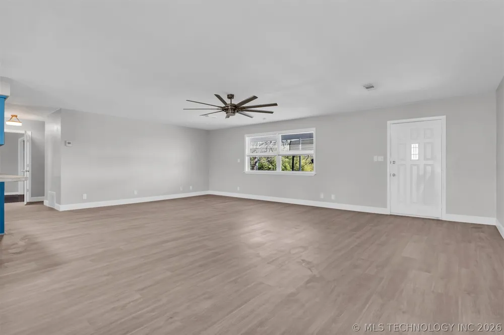 39 Melody Lane Lone Grove, OK 73443