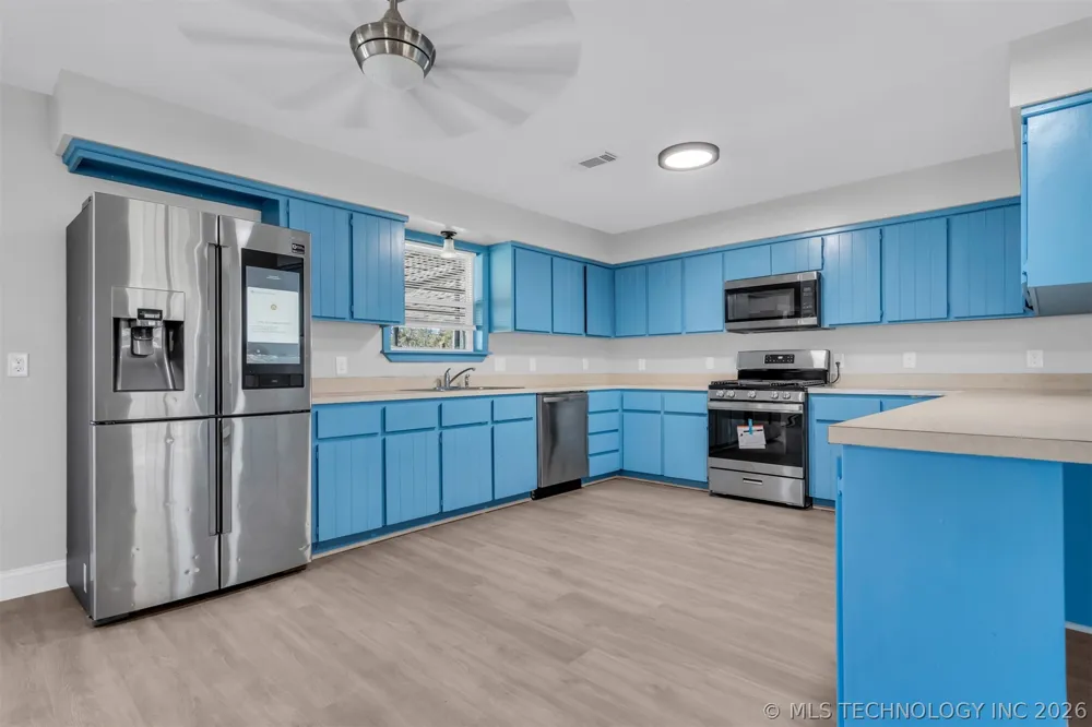 39 Melody Lane Lone Grove, OK 73443