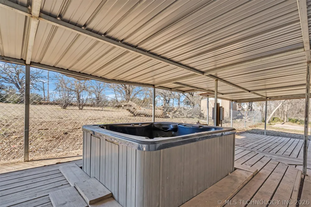 39 Melody Lane Lone Grove, OK 73443