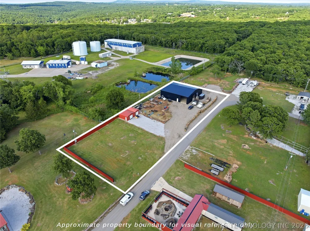 E 978 Road (Shop & 4) Road Vian, OK 74962