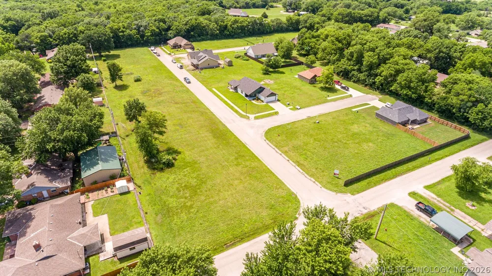 410 W 7th Street Dewey, OK 74029