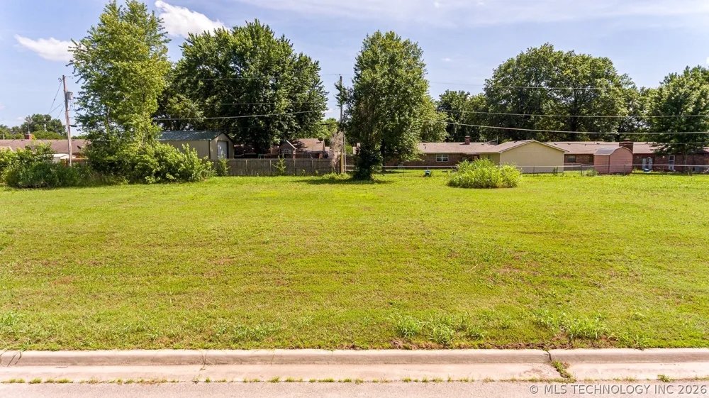 410 W 7th Street Dewey, OK 74029