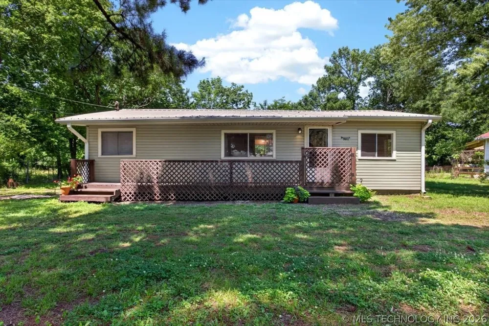 901 Morris Street Pocola, OK 74902