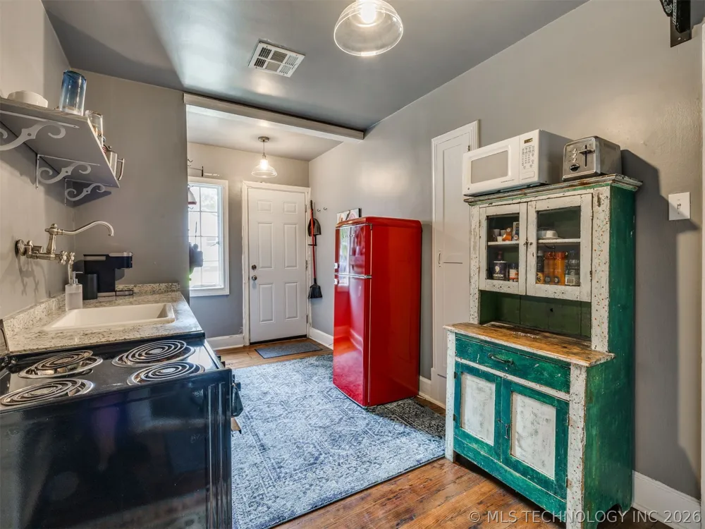 1509 S Indianapolis Avenue Tulsa, OK 74112