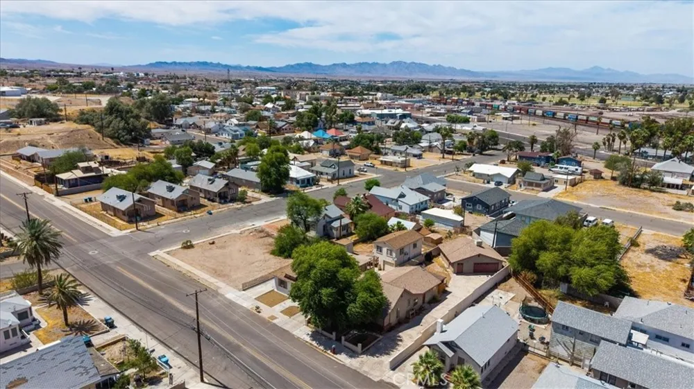 316 Cibola Needles, CA 92363