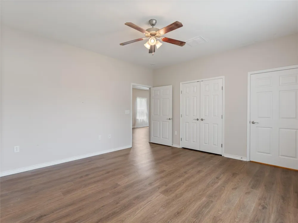 118 W Dahlgreen Wharton, TX 77488