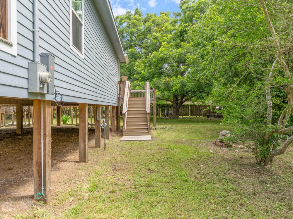 118 W Dahlgreen Wharton, TX 77488