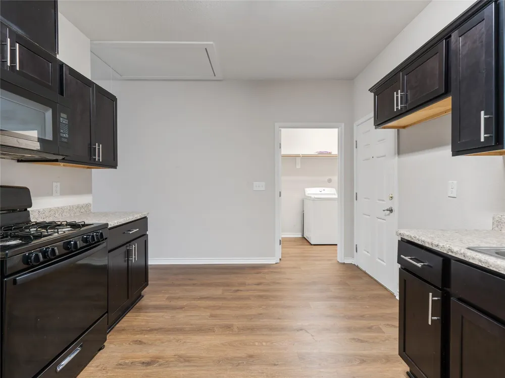 118 W Dahlgreen Wharton, TX 77488