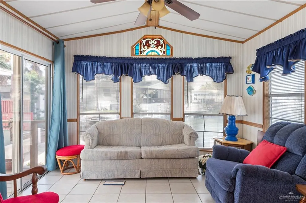 80 Abalone Circle Port Isabel, TX 78578