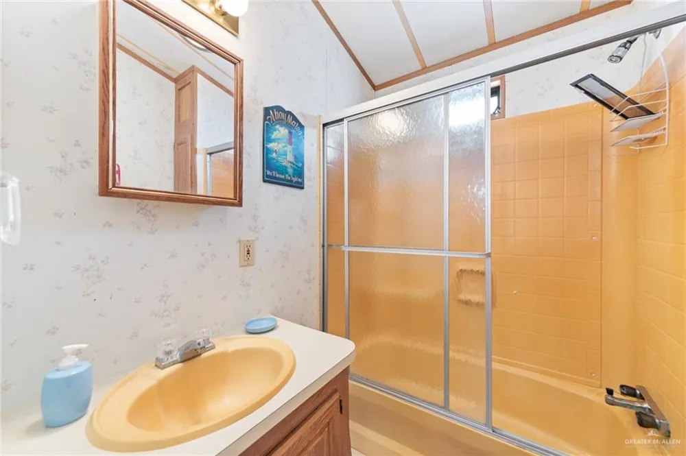 80 Abalone Circle Port Isabel, TX 78578