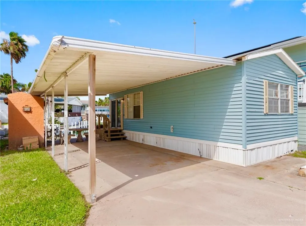 80 Abalone Circle Port Isabel, TX 78578