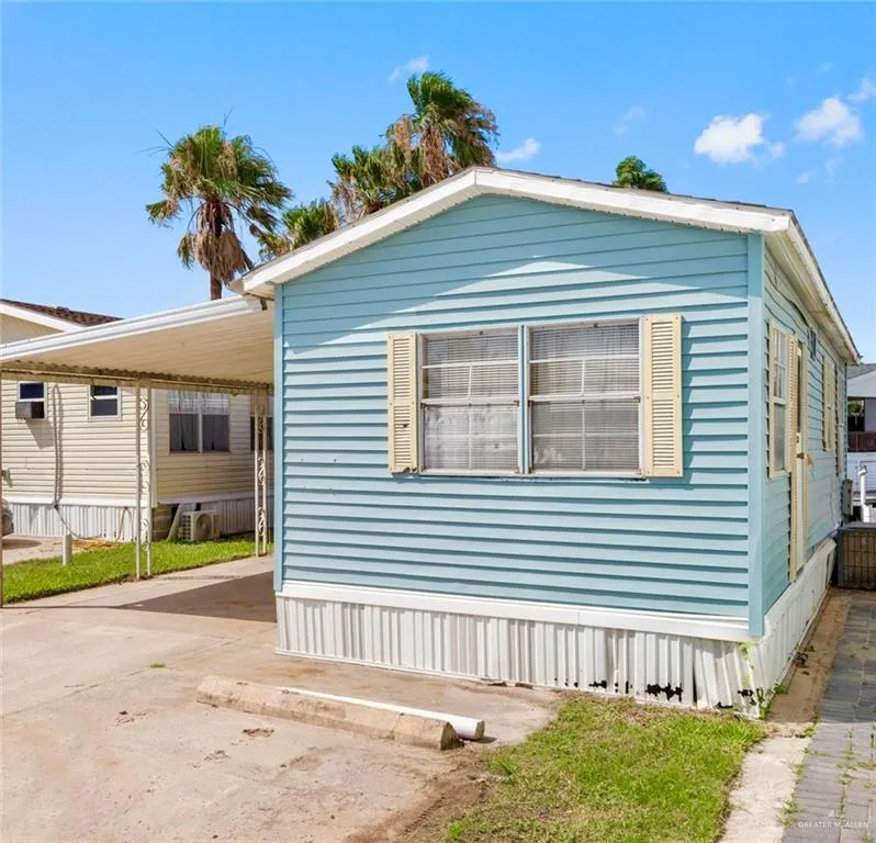 80 Abalone Circle Port Isabel, TX 78578