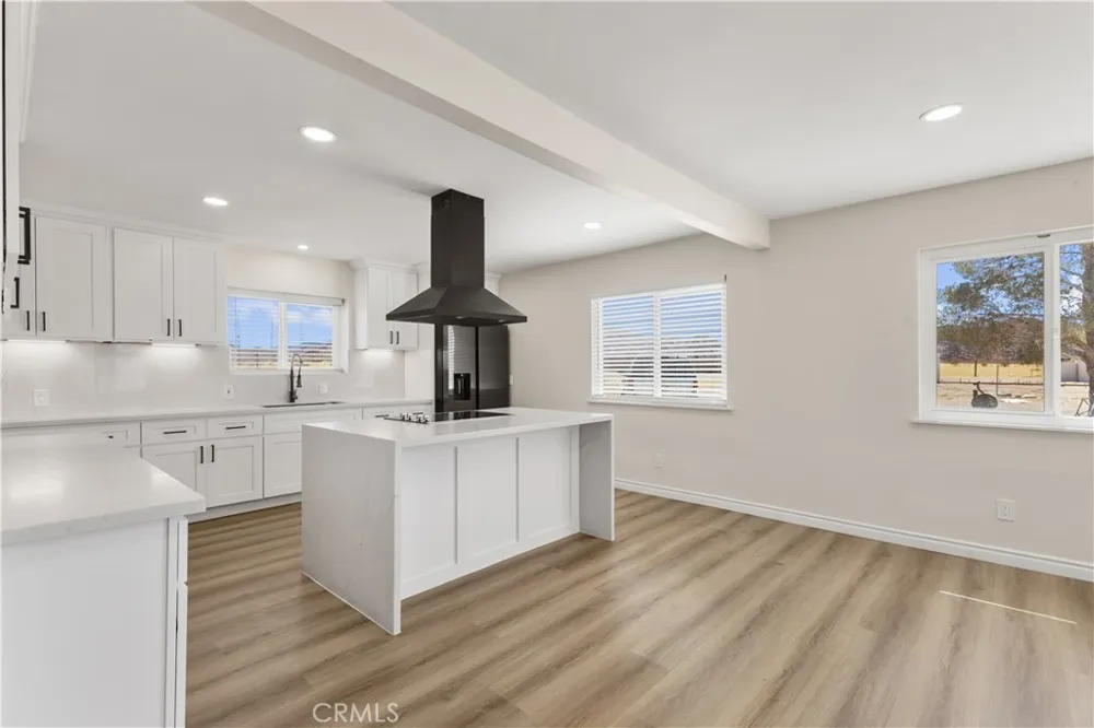 16962 Huff Lucerne Valley, CA 92356