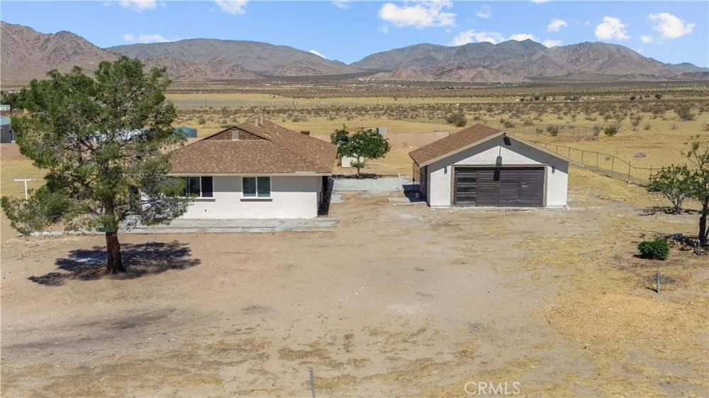 16962 Huff Lucerne Valley, CA 92356