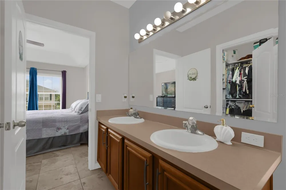 2309 BETSY ROSS LANE #2309 St Cloud, FL 34769