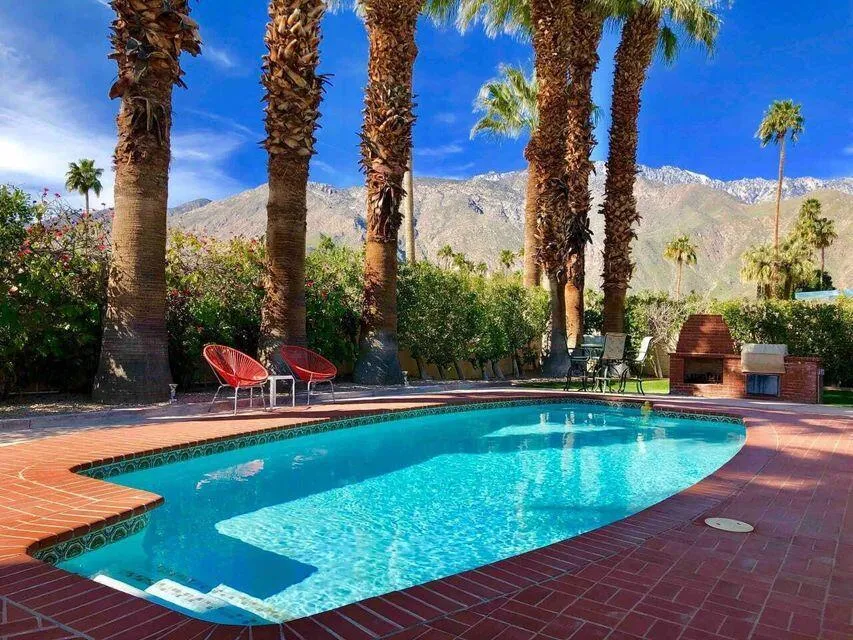 663 E Chia Road Palm Springs, CA 92262