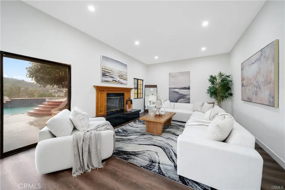 2545 Scenic Ridge Chino Hills, CA 91709