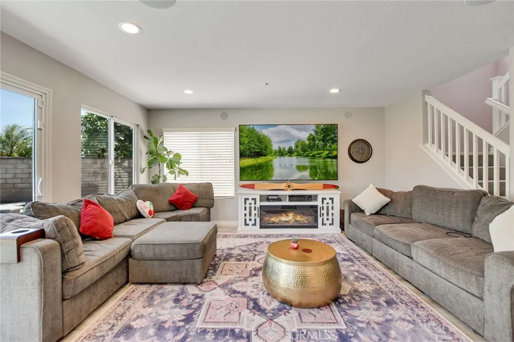 26442 Antonio Circle Loma Linda, CA 92354