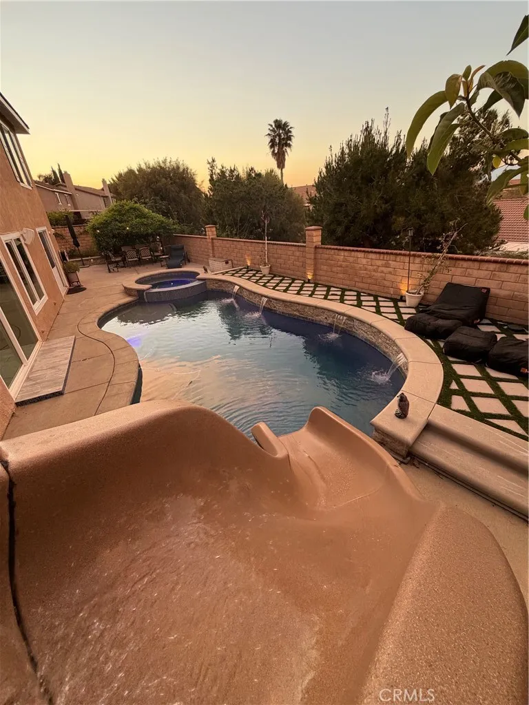 26442 Antonio Circle Loma Linda, CA 92354