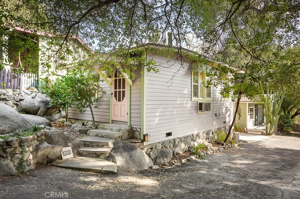 488 Audubon Way Sierra Madre, CA 91024