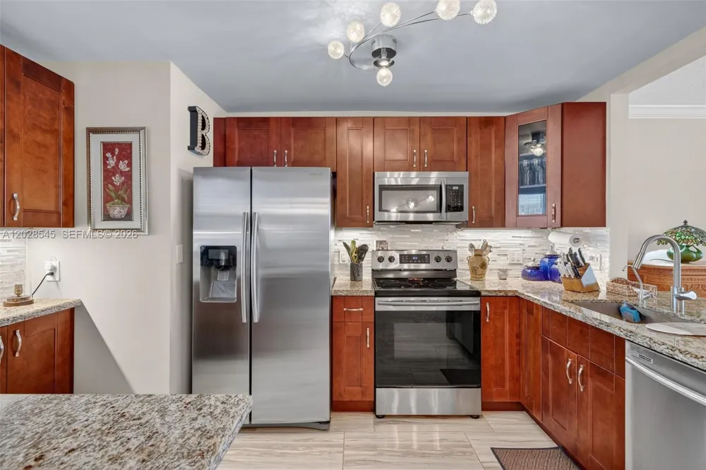 121 Golden Isles Dr #205 Hallandale Beach, FL 33009