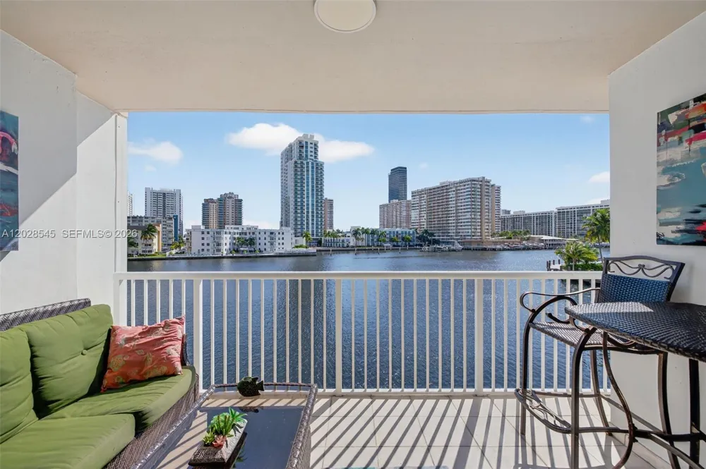 121 Golden Isles Dr #205 Hallandale Beach, FL 33009