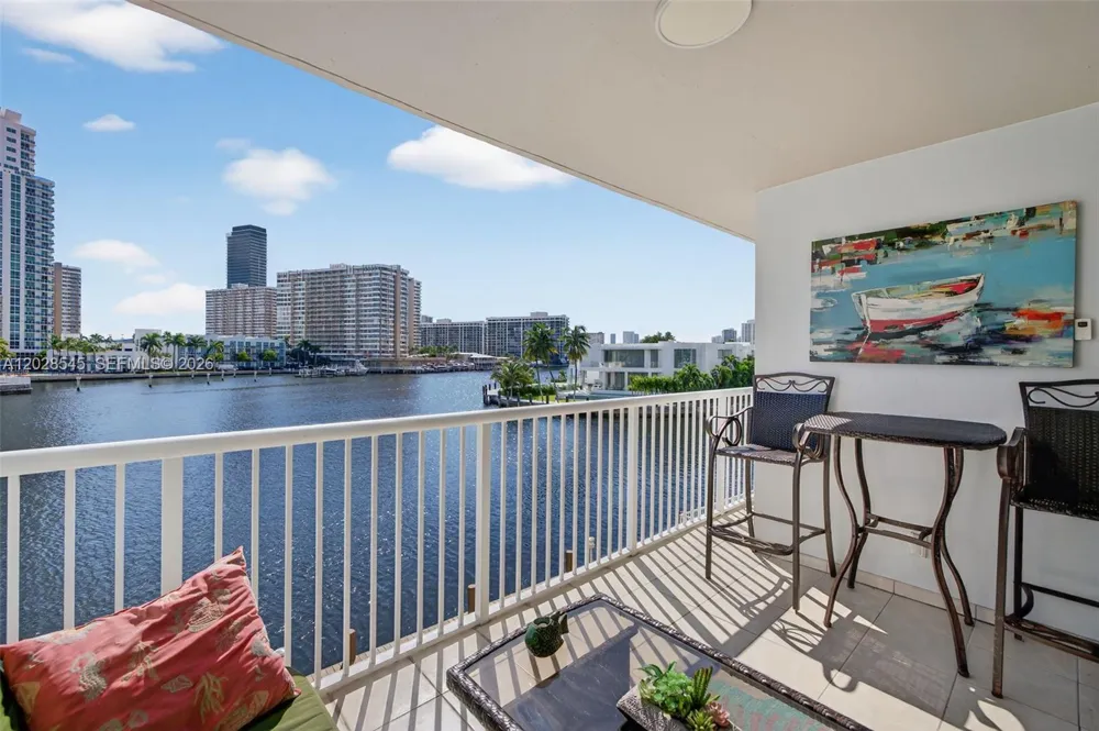 121 Golden Isles Dr #205 Hallandale Beach, FL 33009