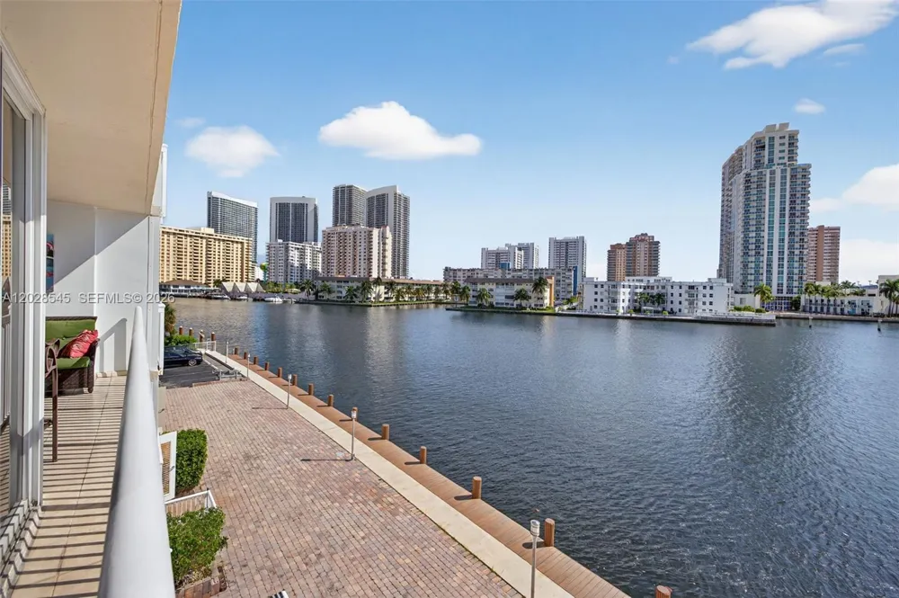 121 Golden Isles Dr #205 Hallandale Beach, FL 33009