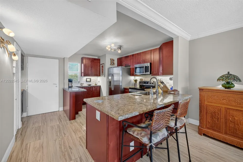 121 Golden Isles Dr #205 Hallandale Beach, FL 33009