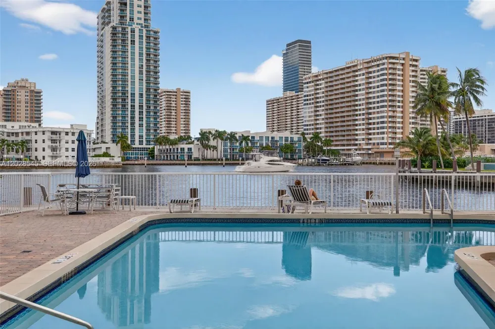 121 Golden Isles Dr #205 Hallandale Beach, FL 33009