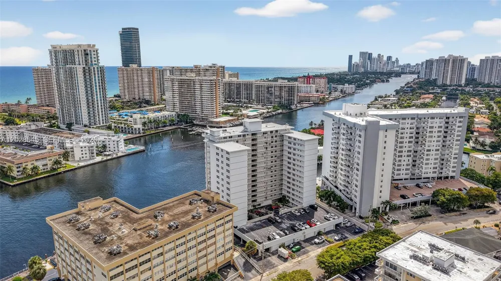 121 Golden Isles Dr #205 Hallandale Beach, FL 33009