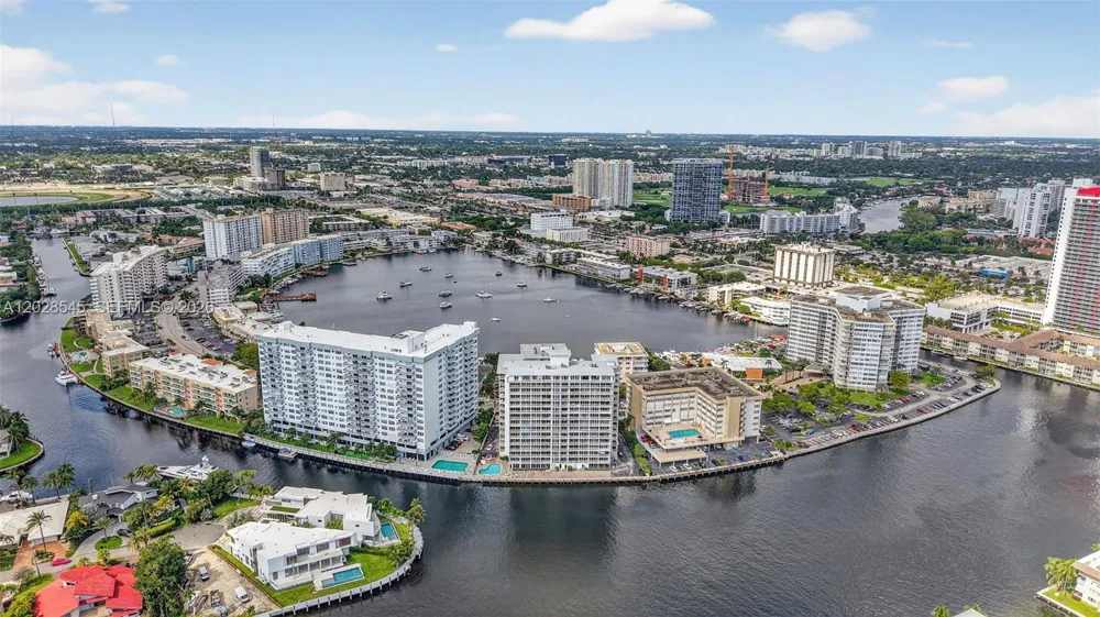 121 Golden Isles Dr #205 Hallandale Beach, FL 33009