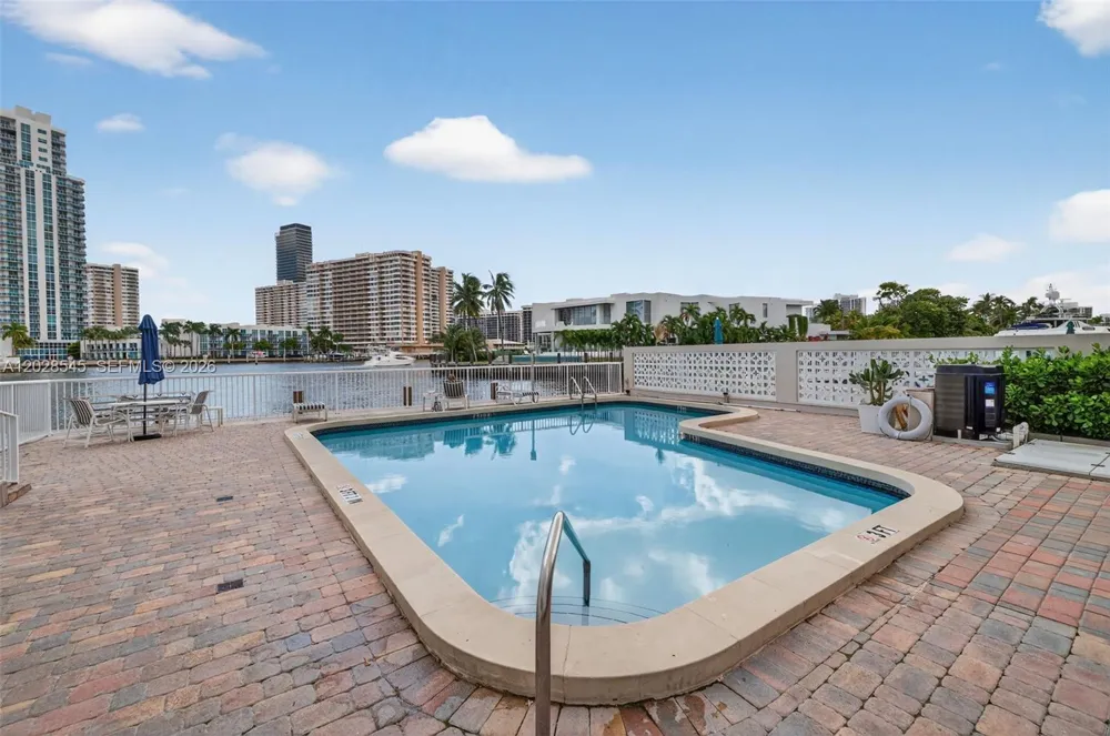 121 Golden Isles Dr #205 Hallandale Beach, FL 33009