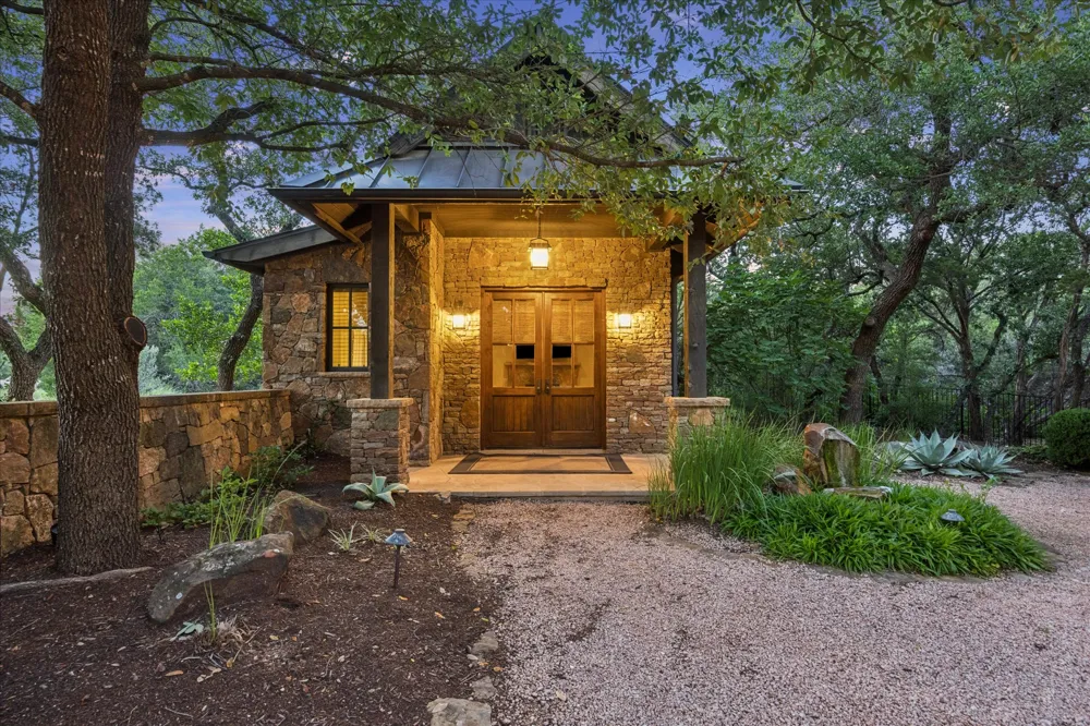 5729 Krause Lane #19 Austin, TX 78738