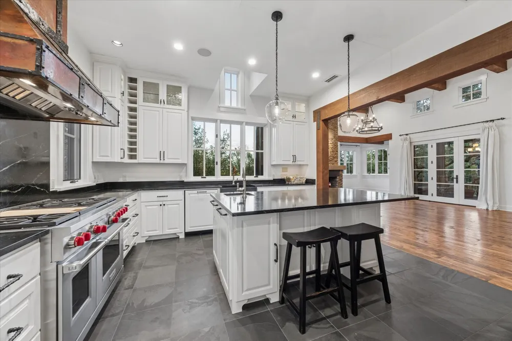 5729 Krause Lane #19 Austin, TX 78738
