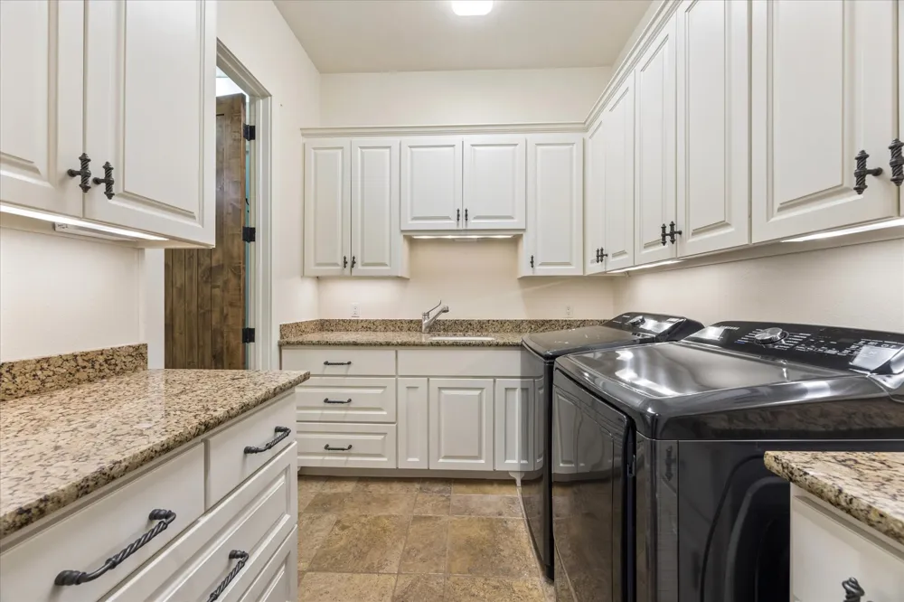 5729 Krause Lane #19 Austin, TX 78738