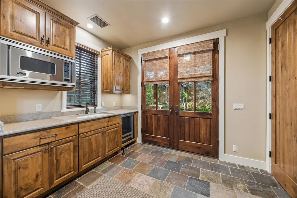 5729 Krause Lane #19 Austin, TX 78738
