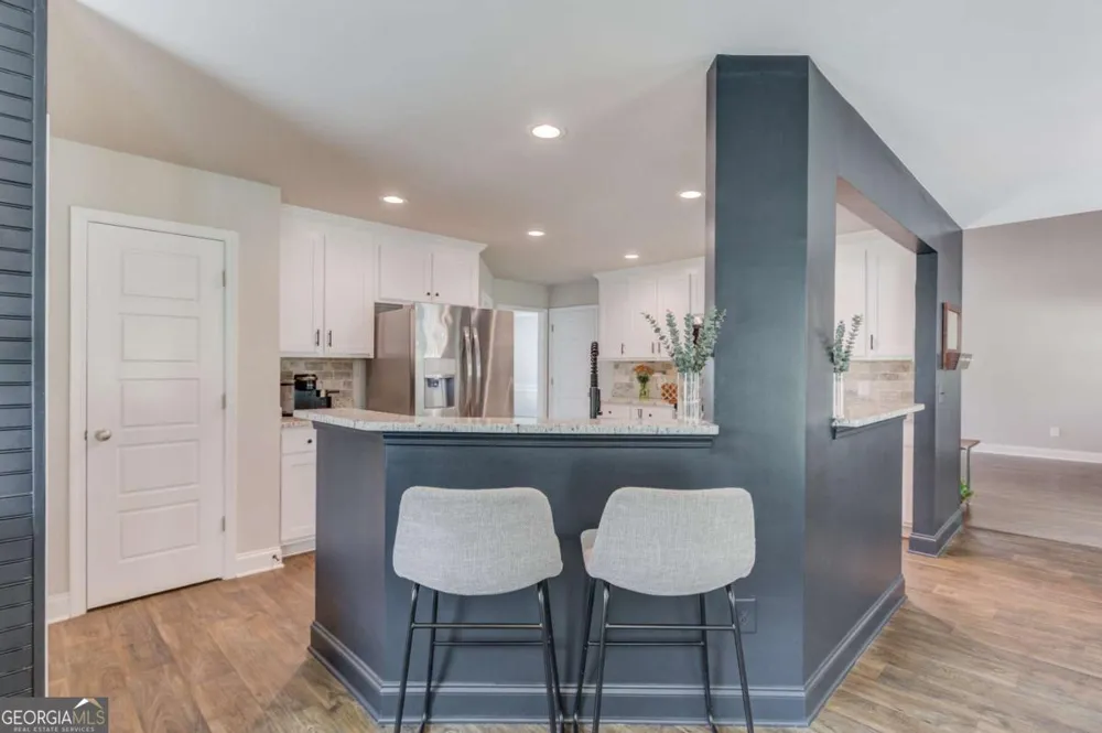 242 Lokeys CIR Bethlehem, GA 30620